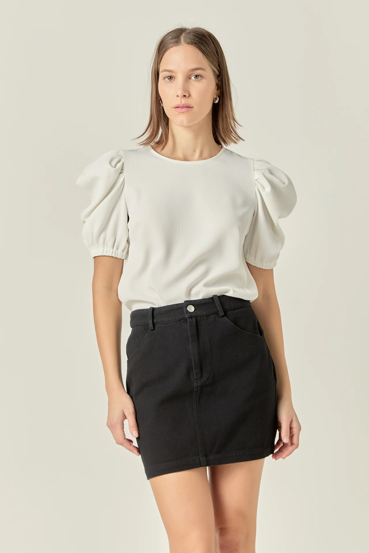 Ruched Puff Sleeve Top - Image 15