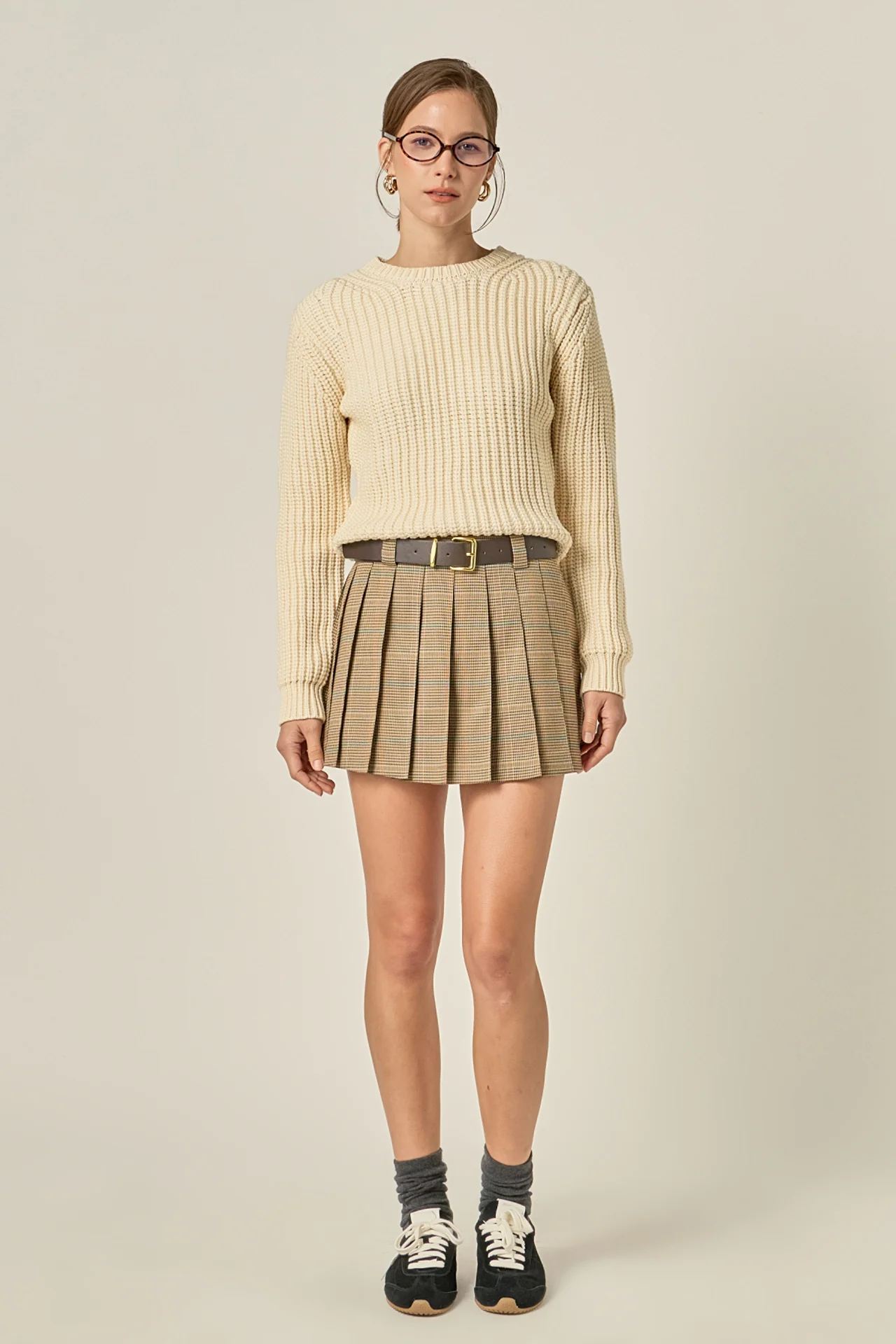 Round-neck Knit Sweater - Image 3