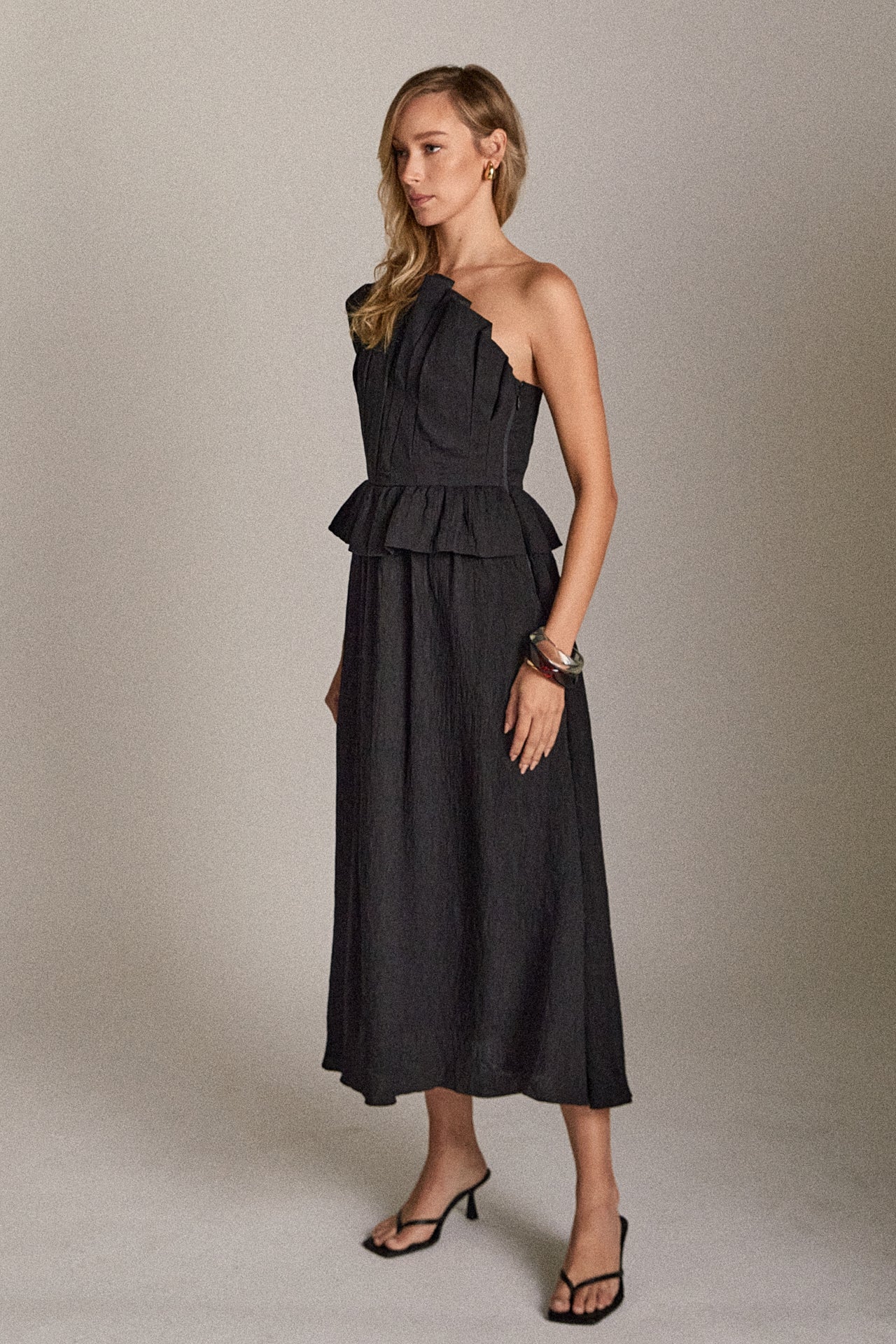 Modern Muse Pleated Midi Dress - Image 23