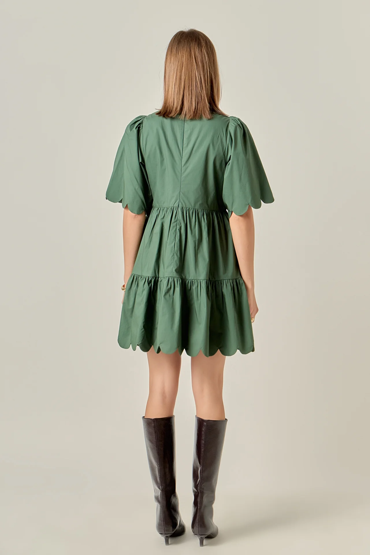 Scallop Detail Tiered Mini Dress - Image 4