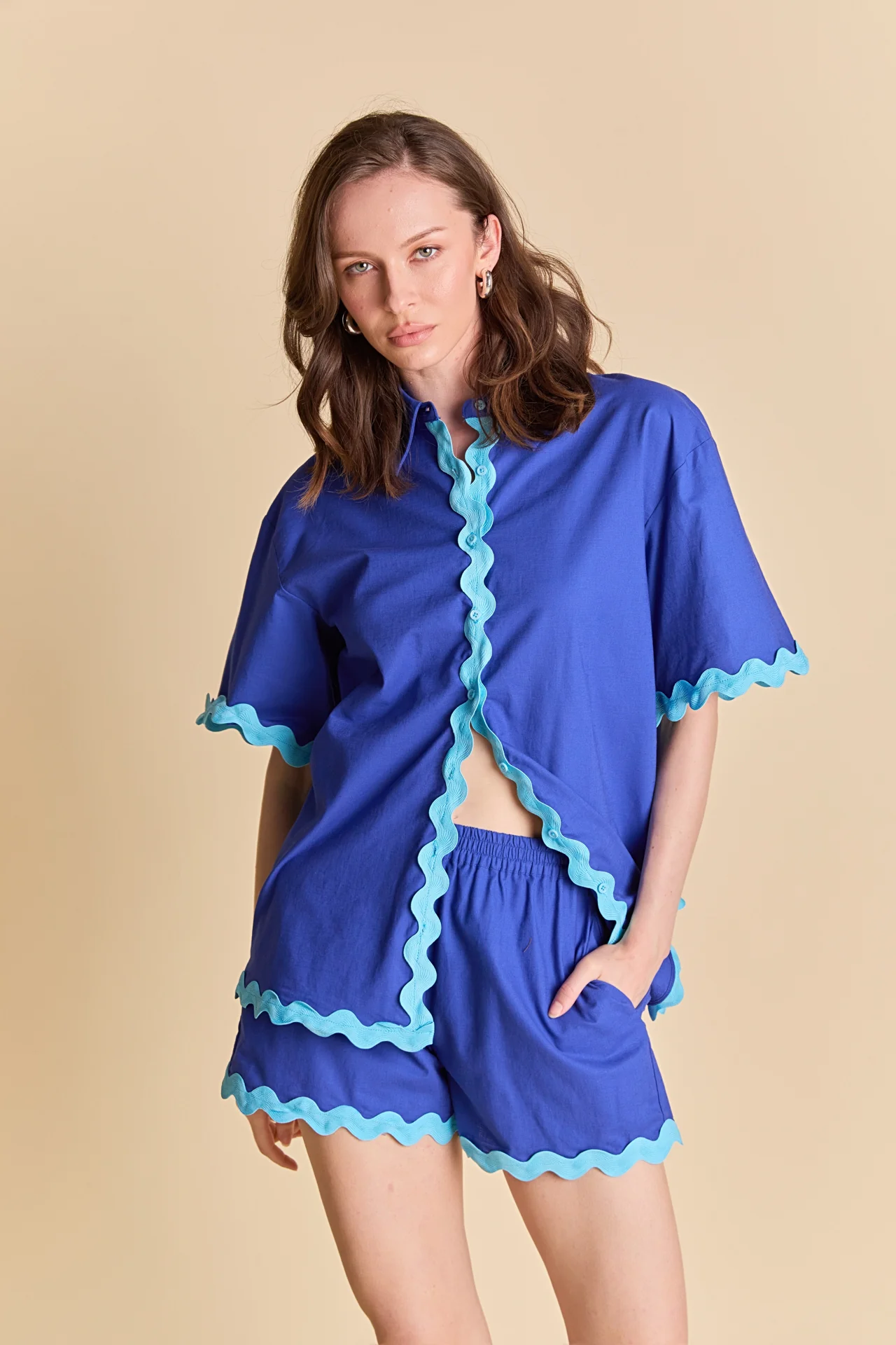 Scallop Detailed Shorts - Image 6