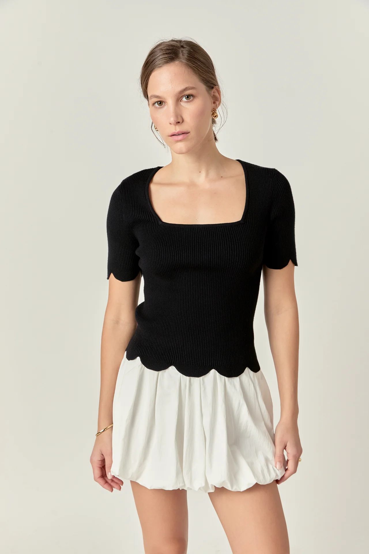 Scalloped Hem Square Neck Sweater - Image 10