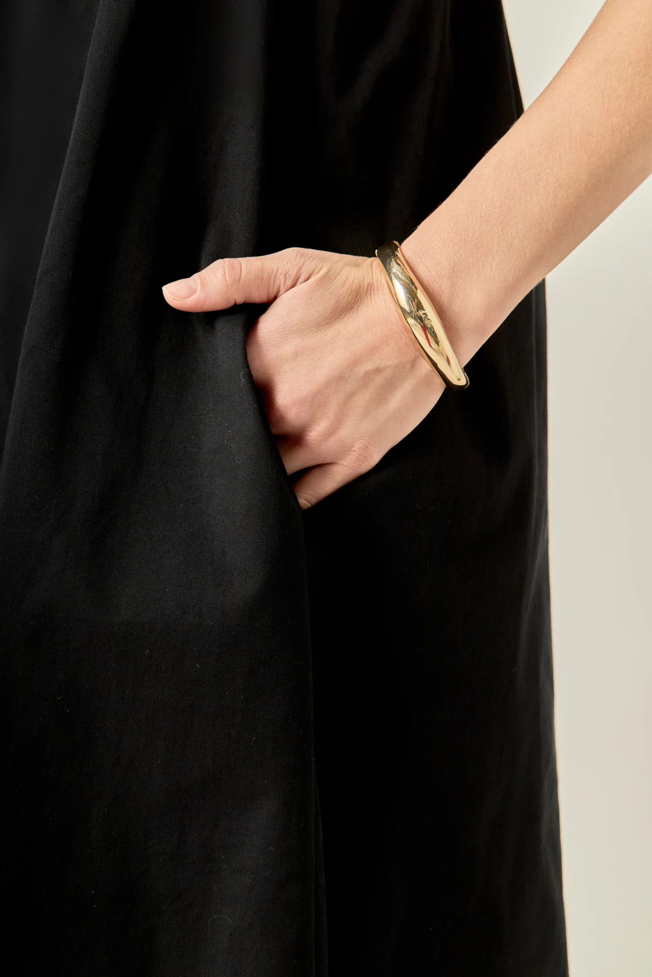 Scallop Midi Dress - Image 4