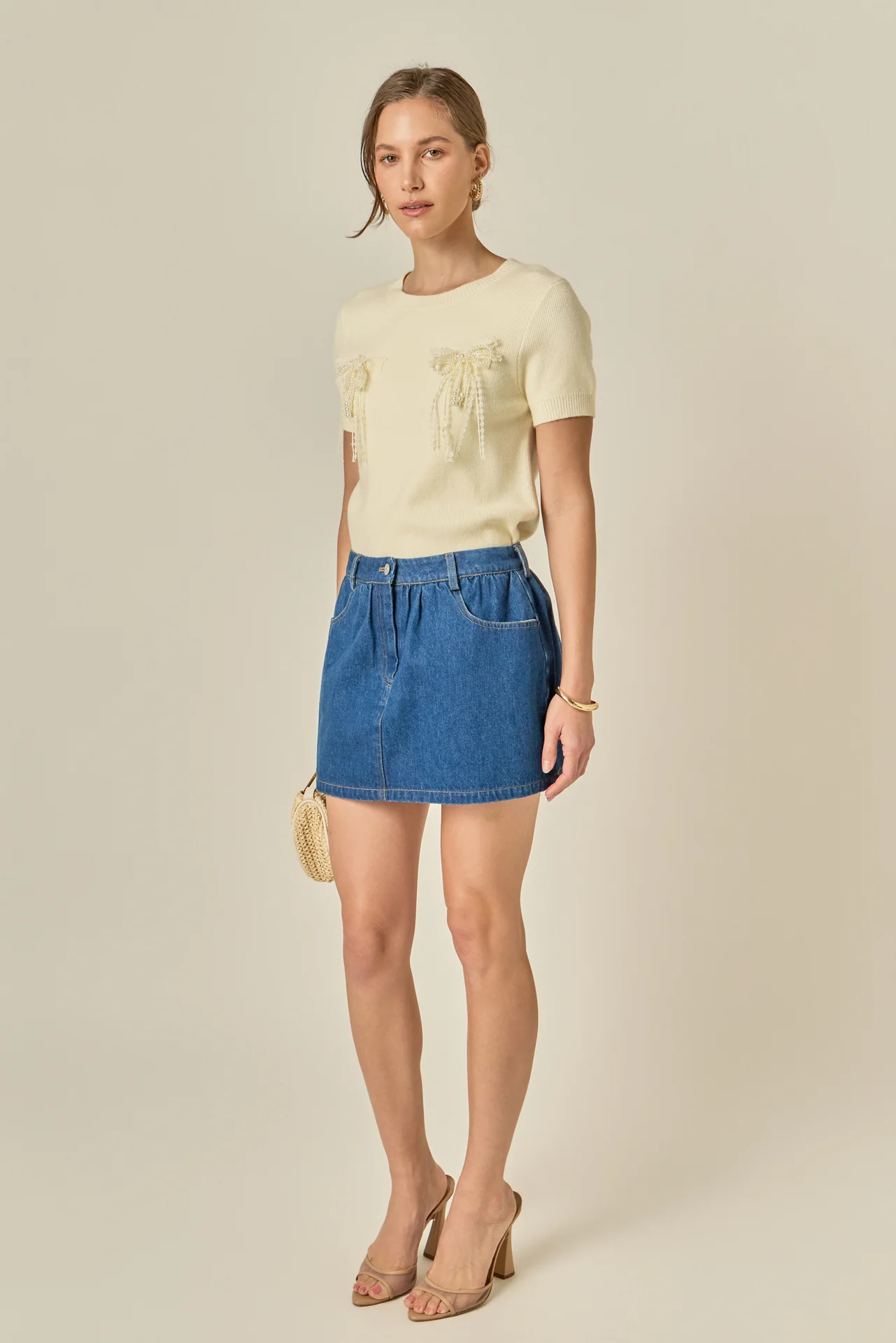 Short Sleeve Knit Top with Bow Detail - Image 4