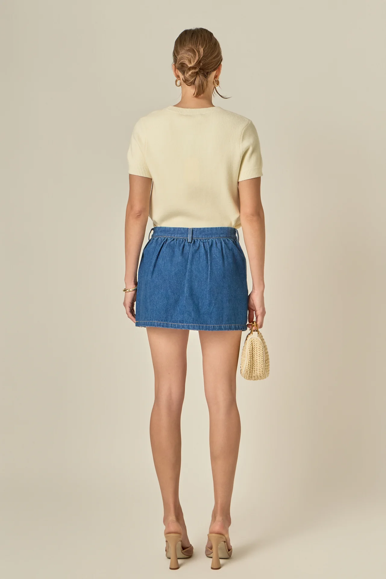 Short Sleeve Knit Top with Bow Detail - Image 5