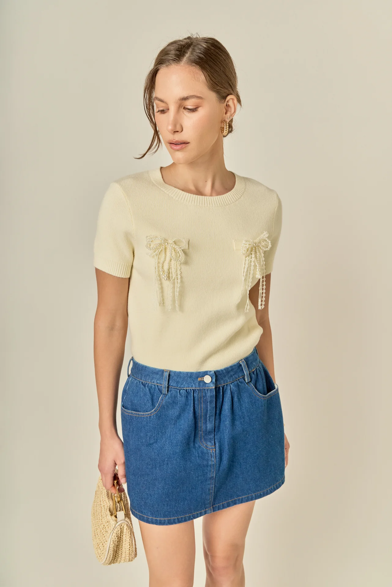 Short Sleeve Knit Top with Bow Detail - Image 6