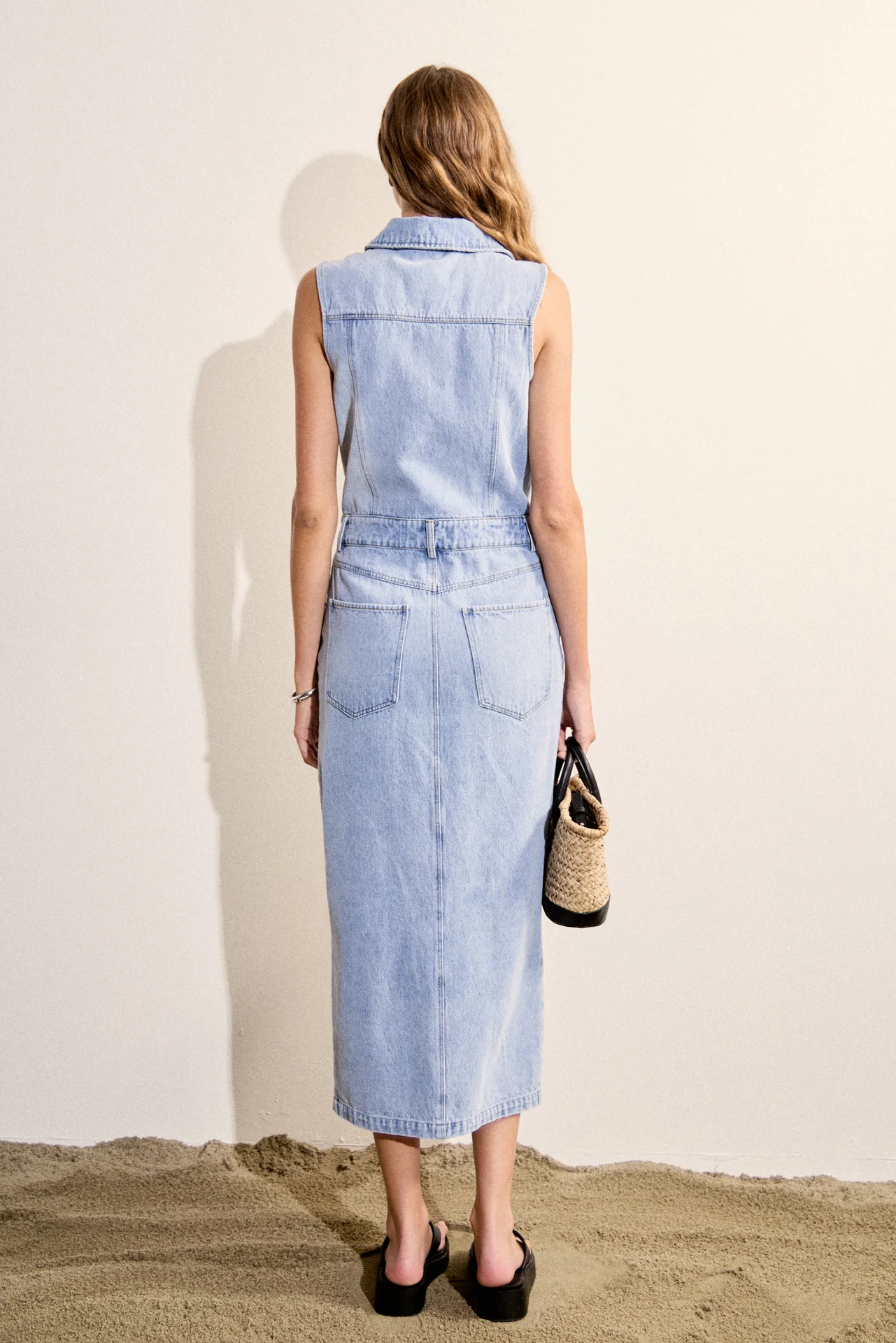 Sleeveless Maxi Denim Dress - Image 4