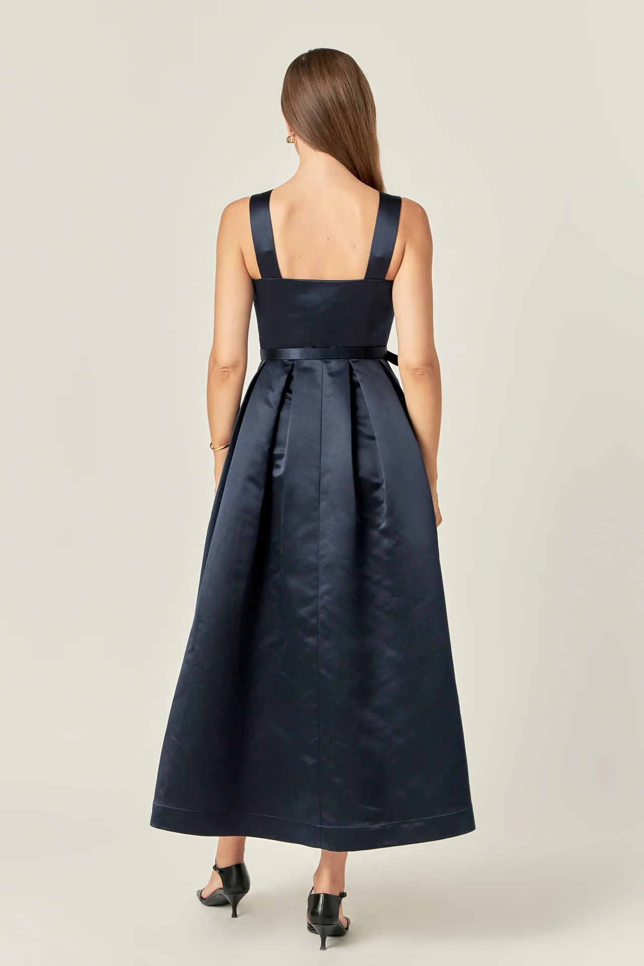 Sleeveless Flared Midi Dress - Image 15
