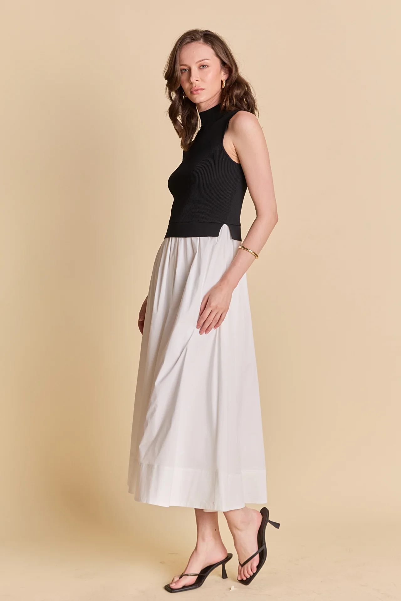 Sleeveless Mixed Media Midi Dress - Image 3
