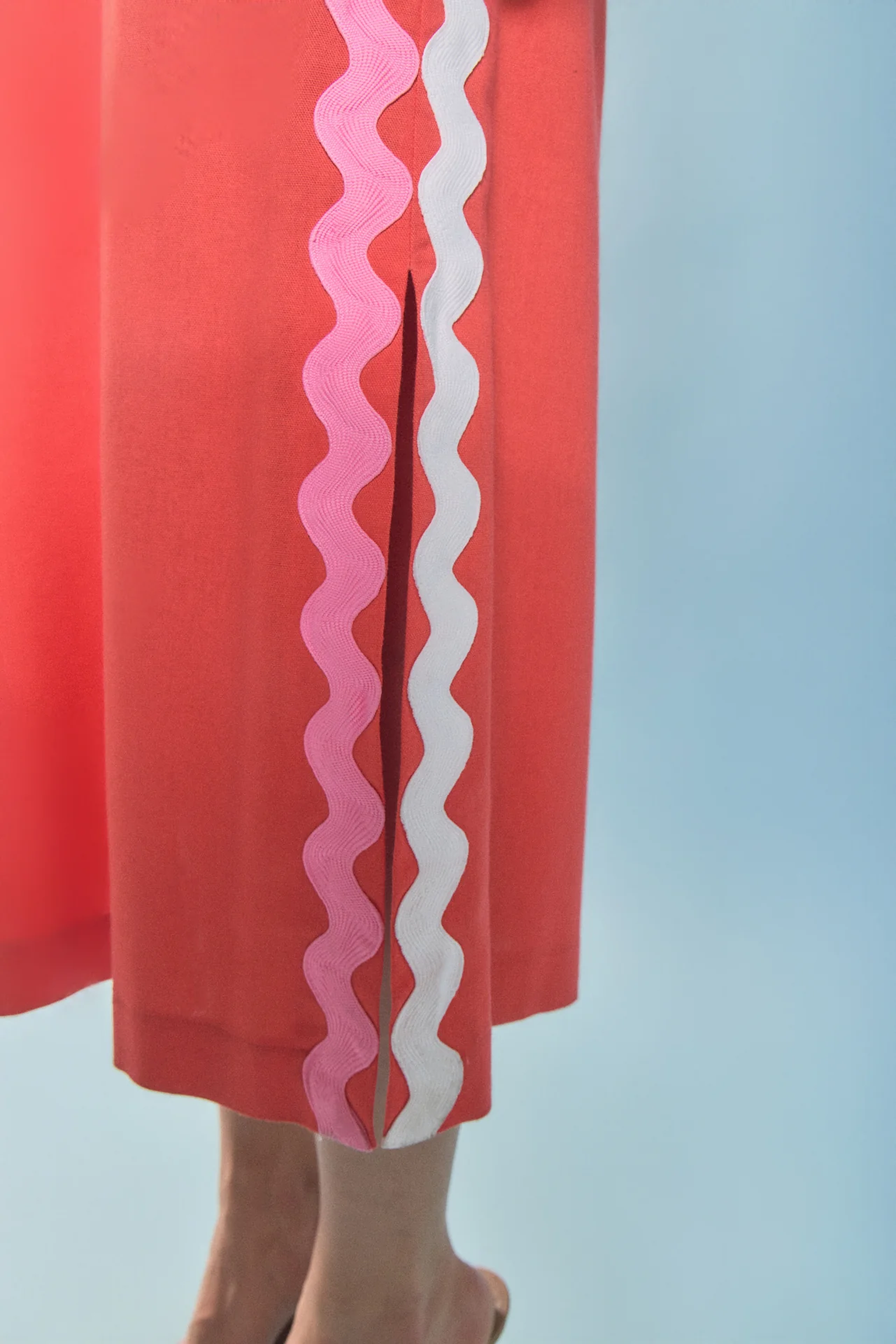 Sleeveless Ric Rac Midi Dress - Image 3