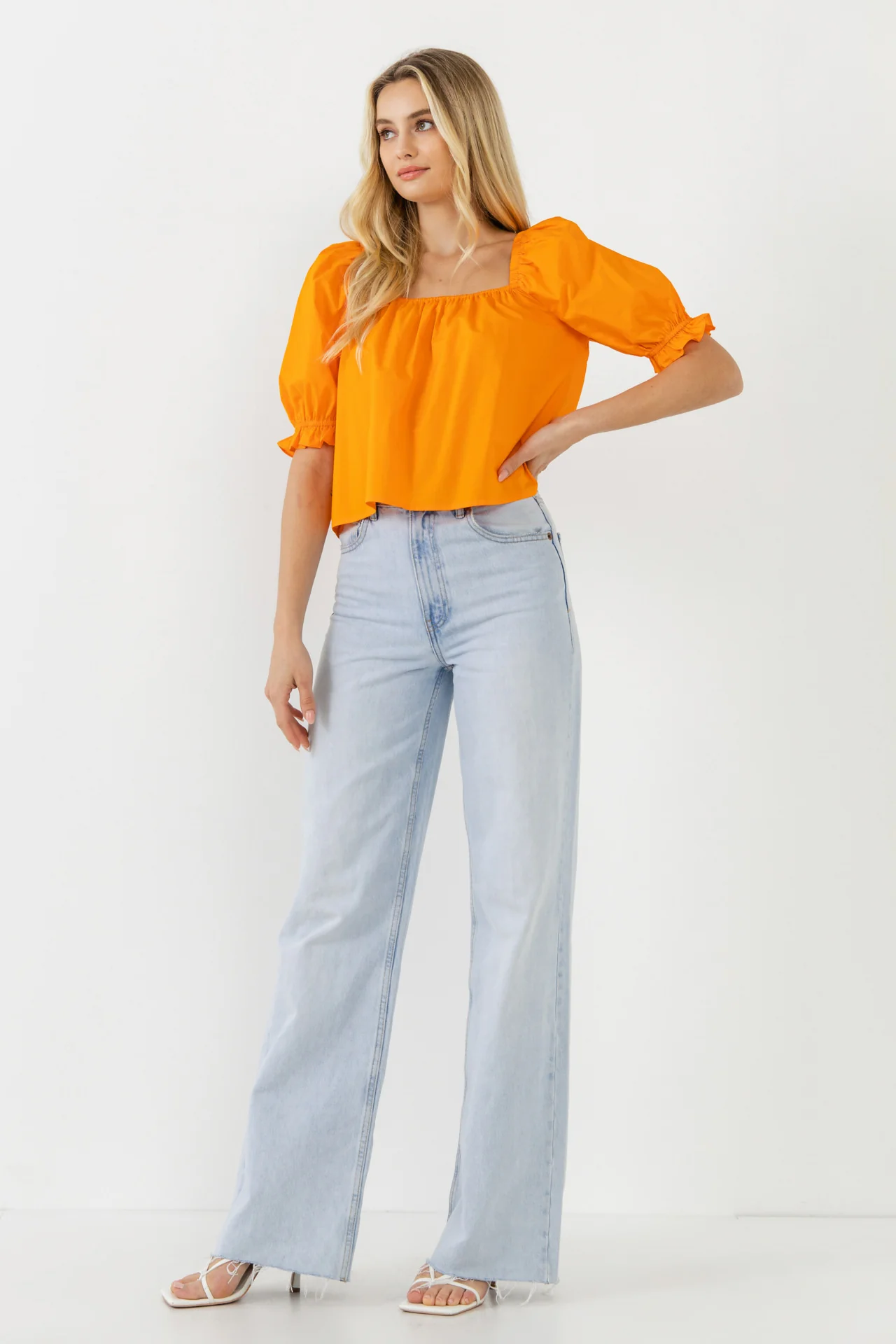 Square neckline Puff Sleeve Top - Image 18