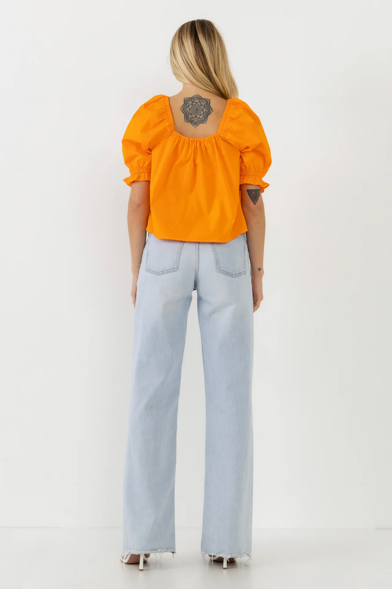 Square neckline Puff Sleeve Top - Image 19