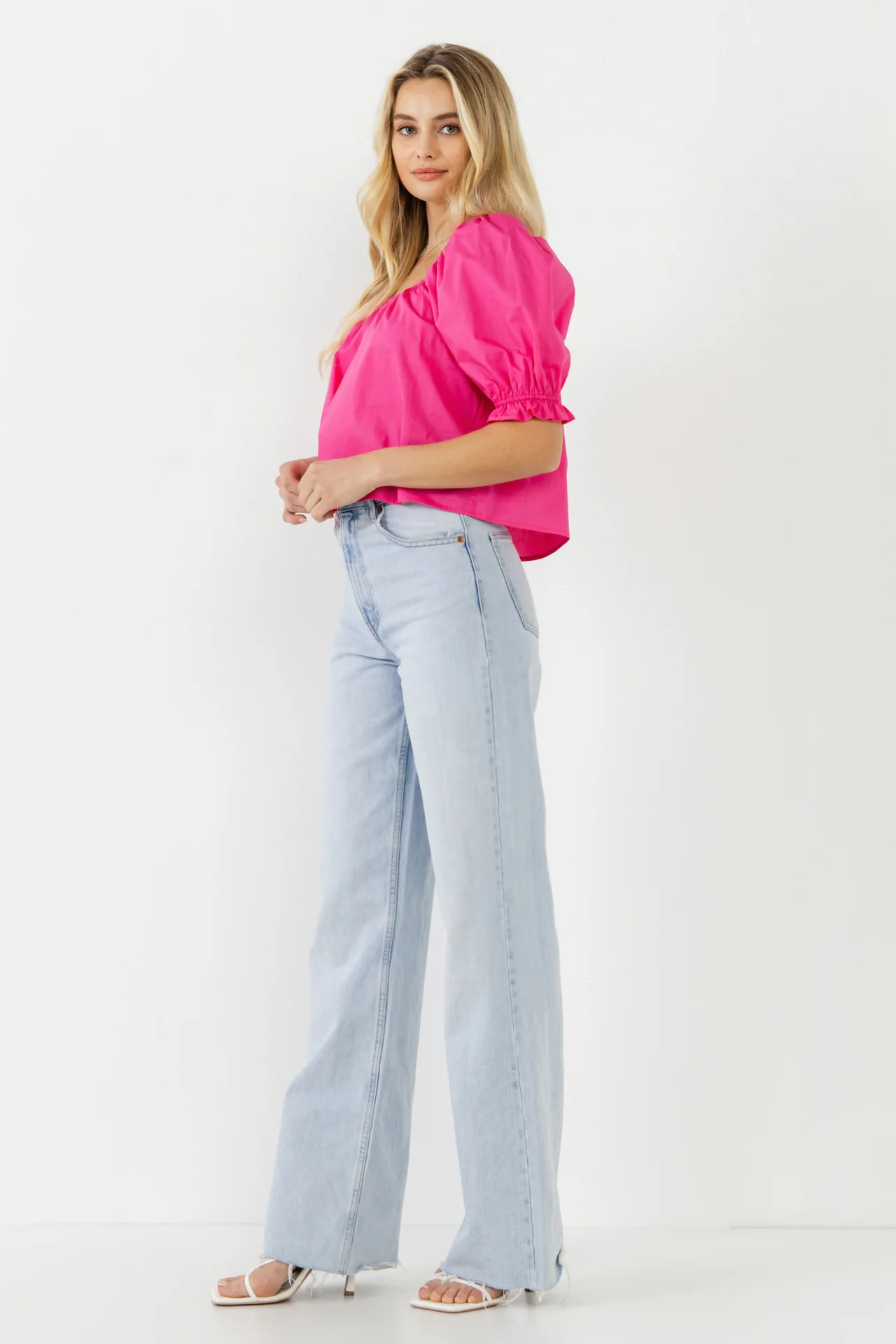 Square neckline Puff Sleeve Top - Image 23