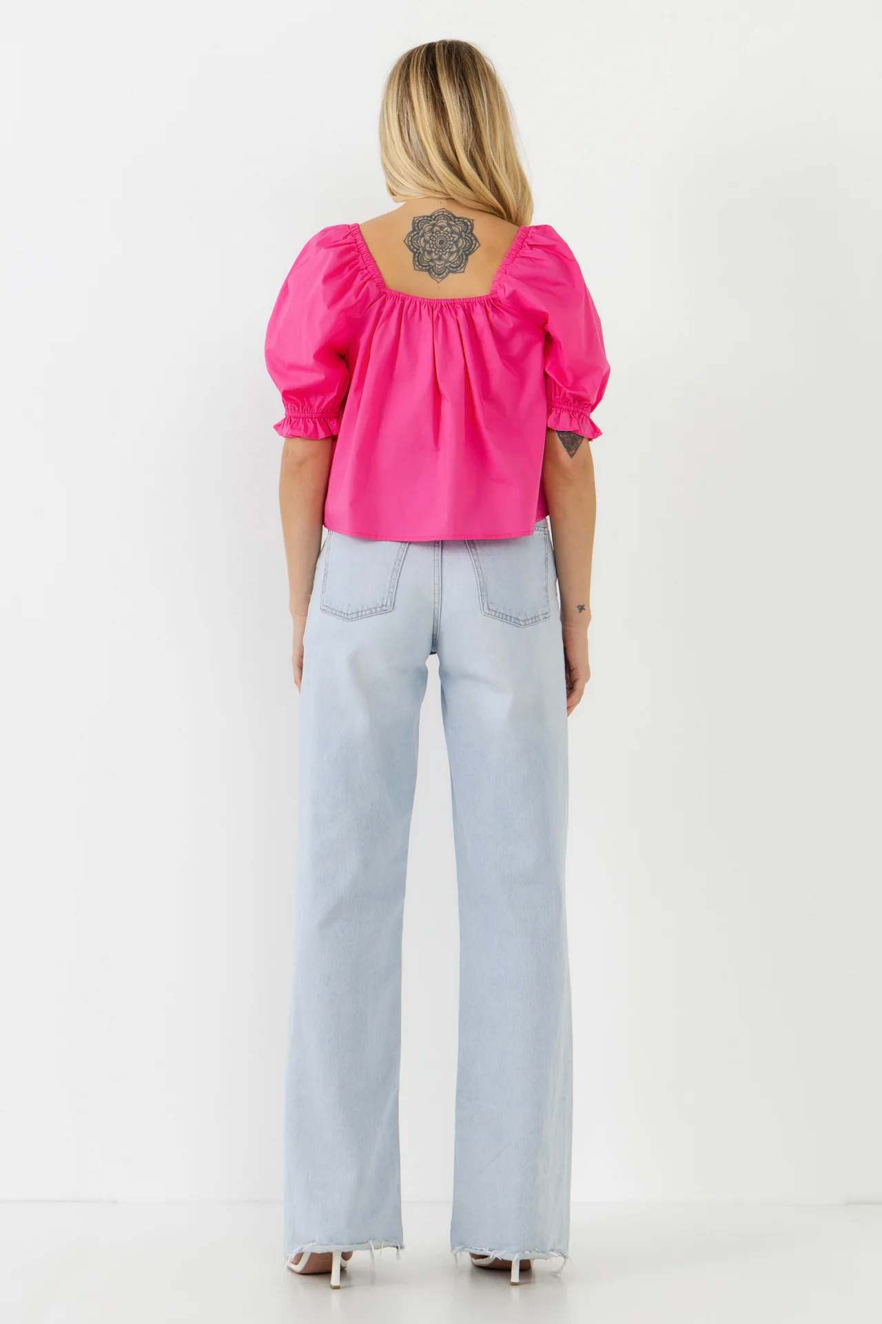 Square neckline Puff Sleeve Top - Image 24