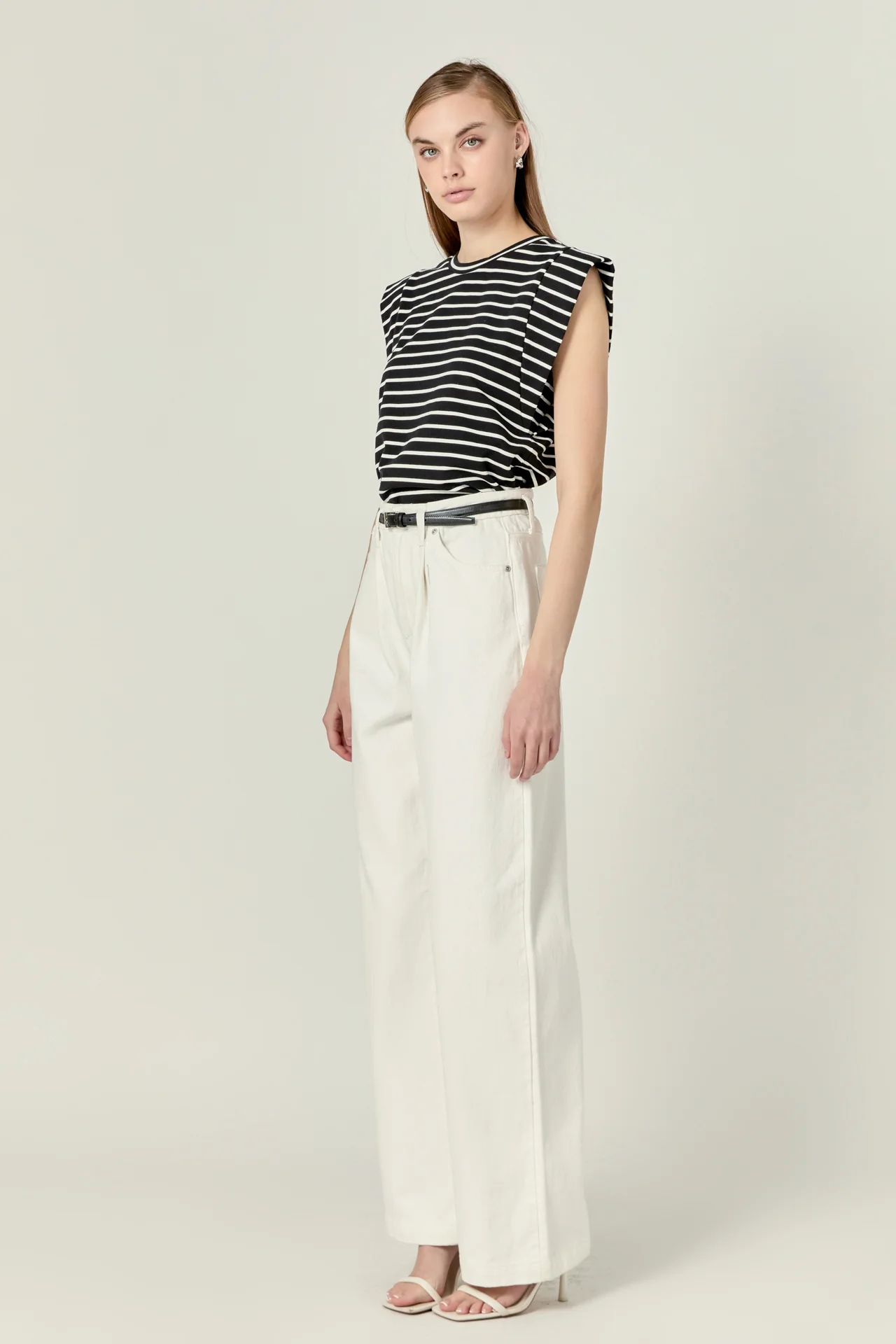 Stripe Sleeveless T-shirt - Image 18