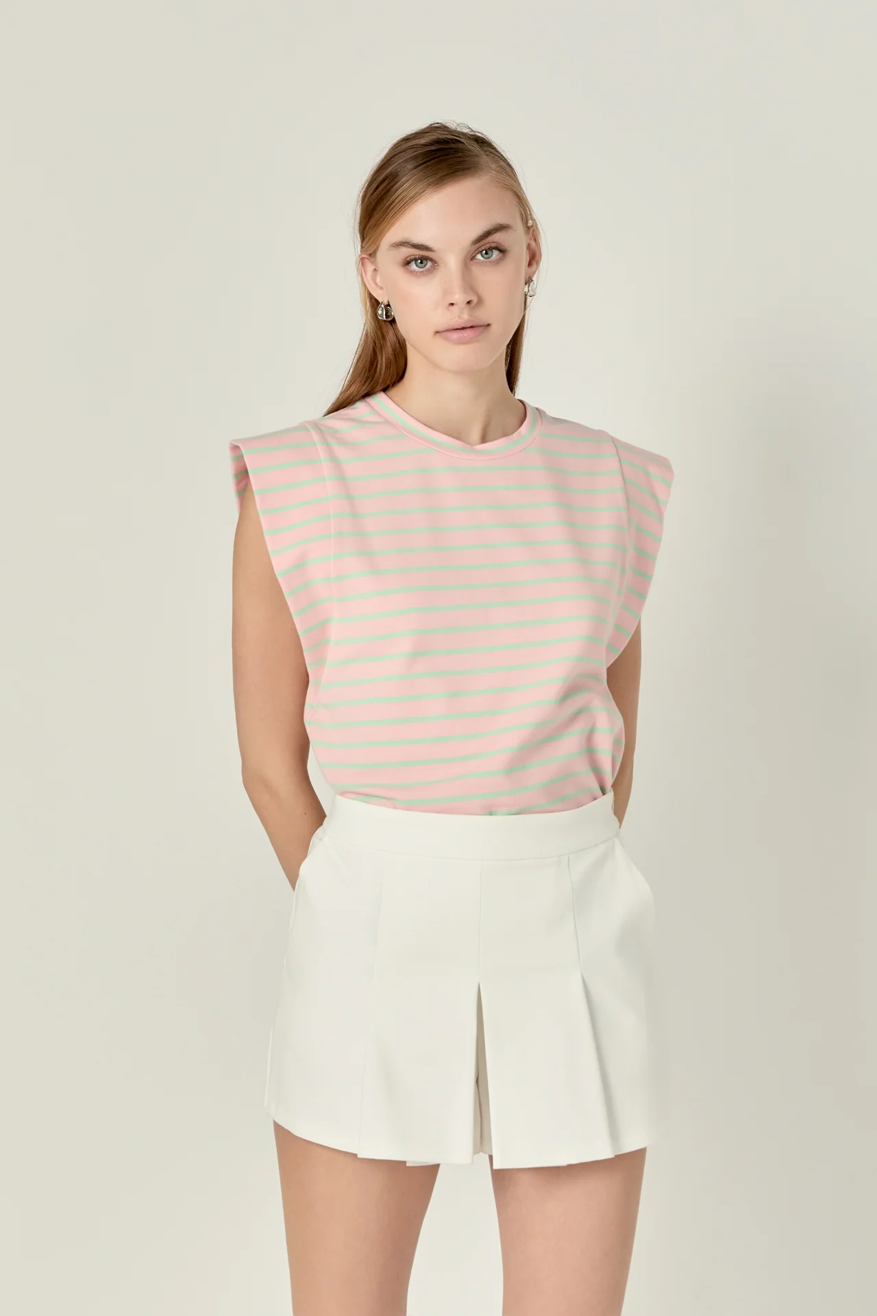 Stripe Sleeveless T-shirt - Image 25