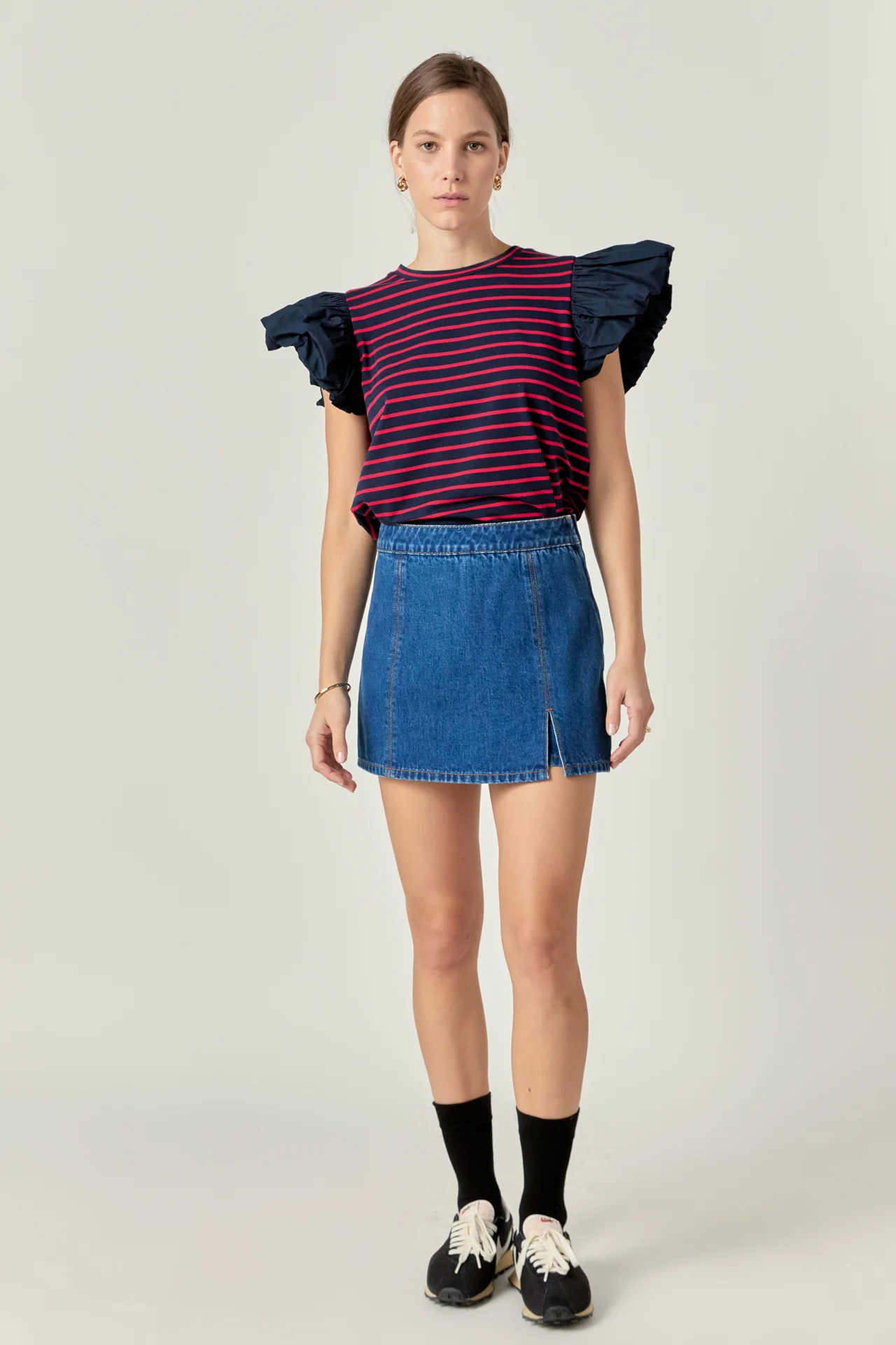 Striped Knit with Poplin Puff Sleeve Top - Image 11