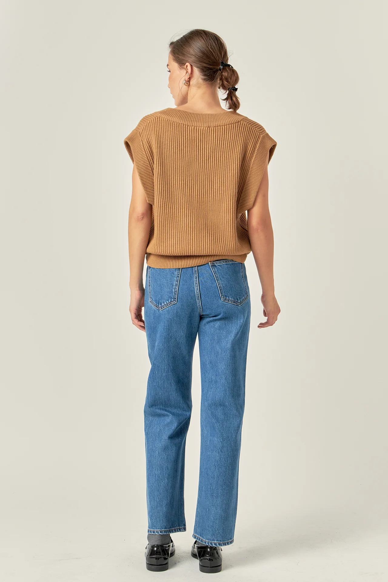Oversized Sweater Vest - Image 19