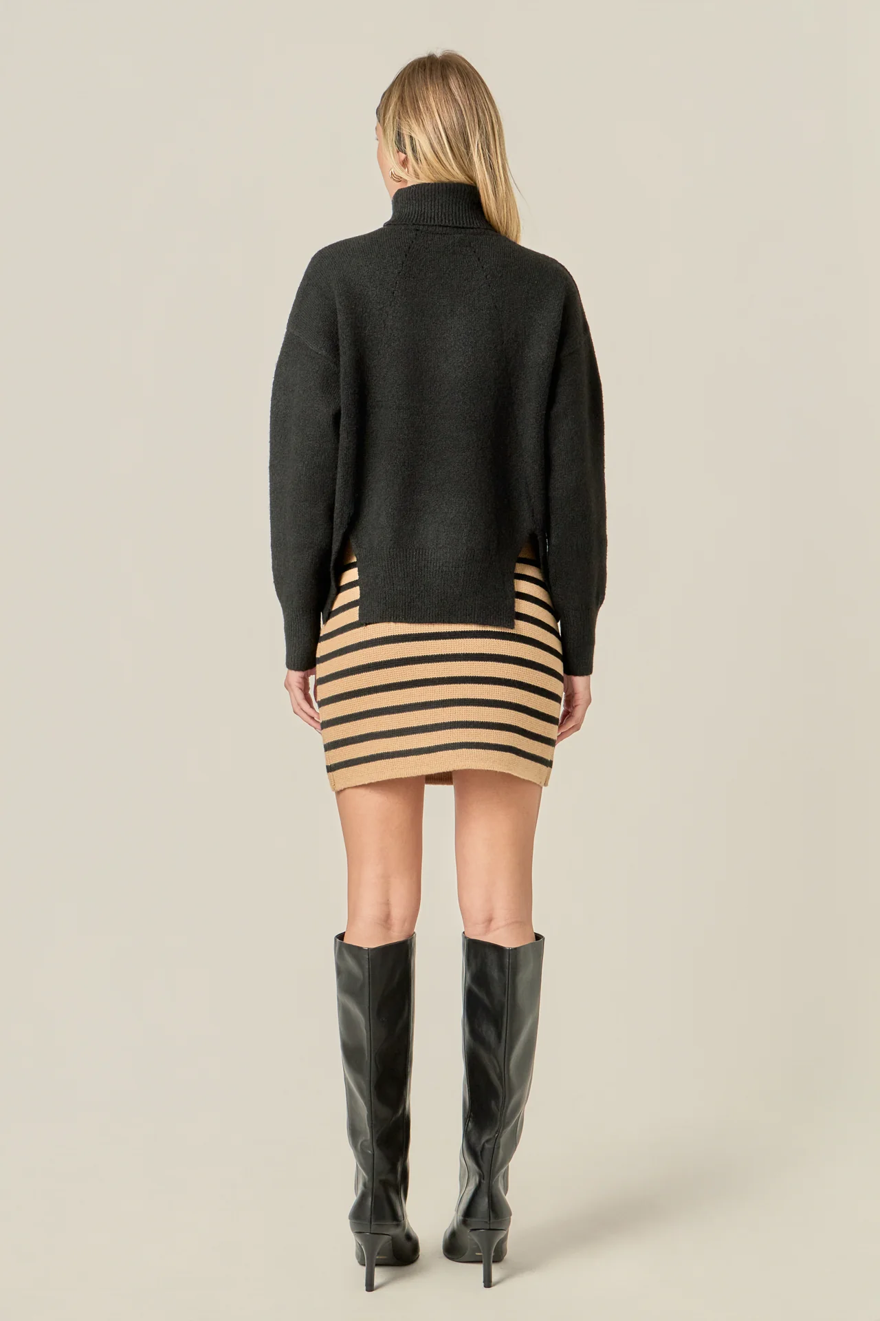 Turtleneck Long Sleeve Sweater - Image 4