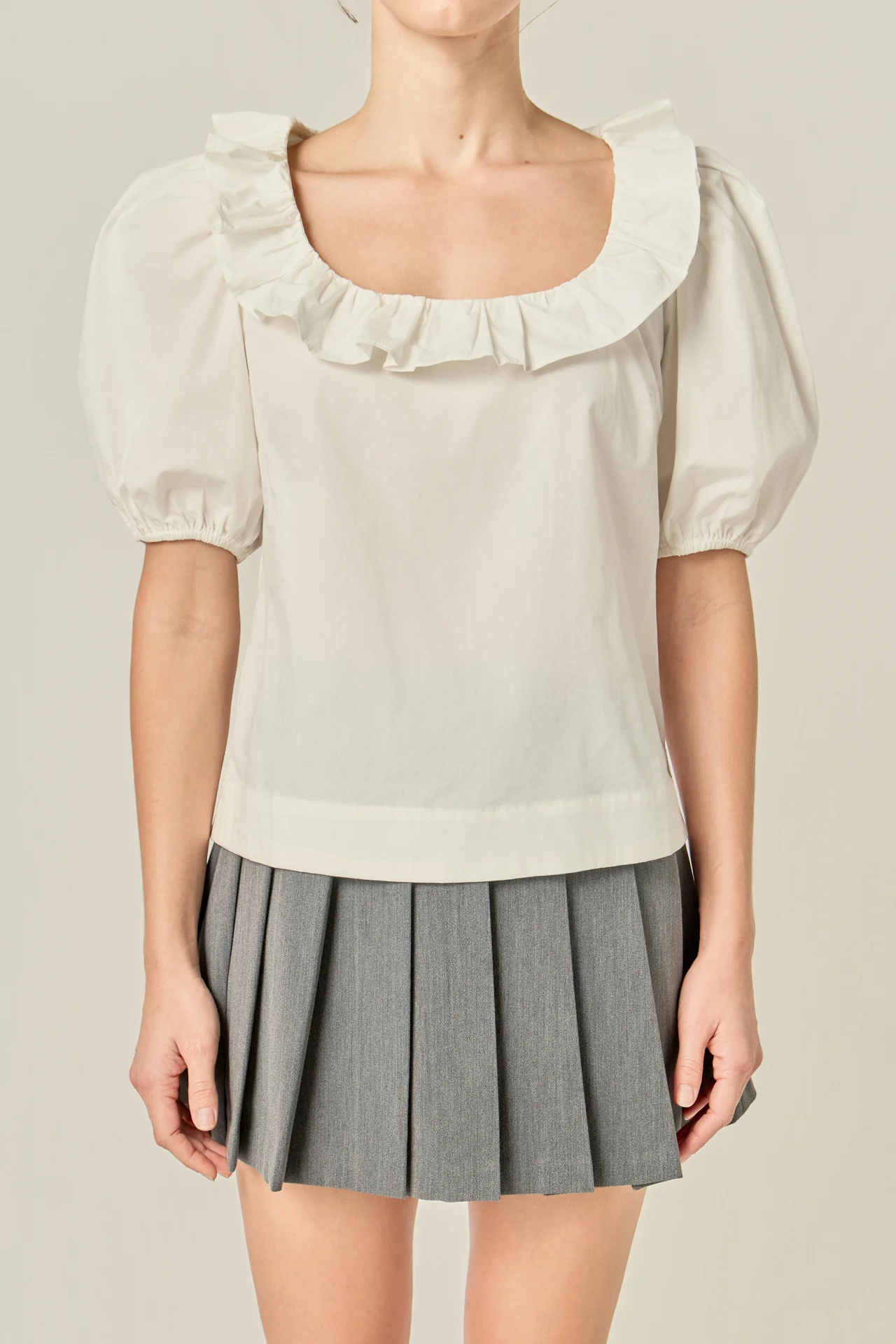 U-neckline Puff Sleeve Top - Image 2
