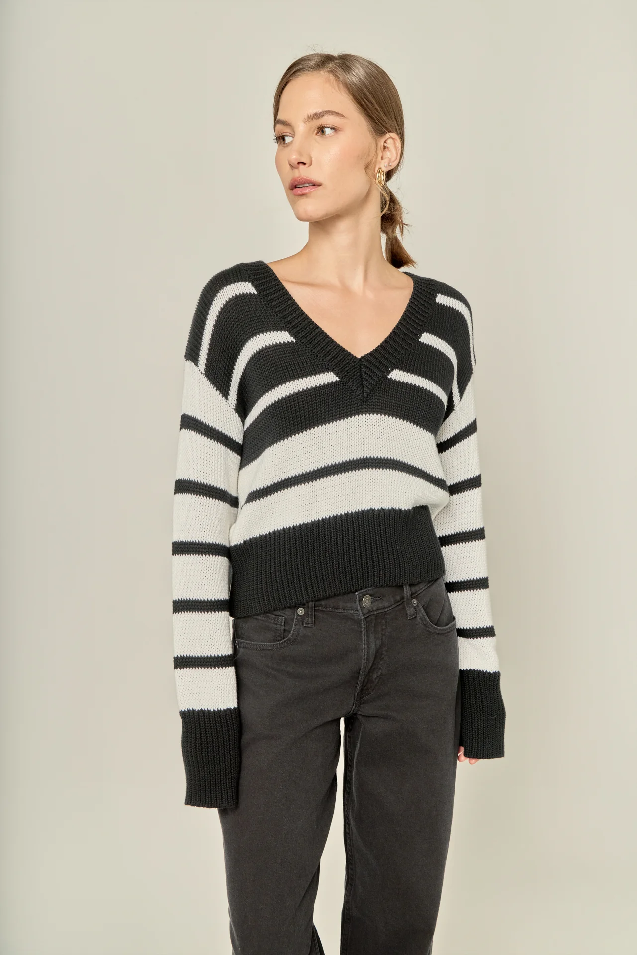 V-neck Striped Sweater - Image 10