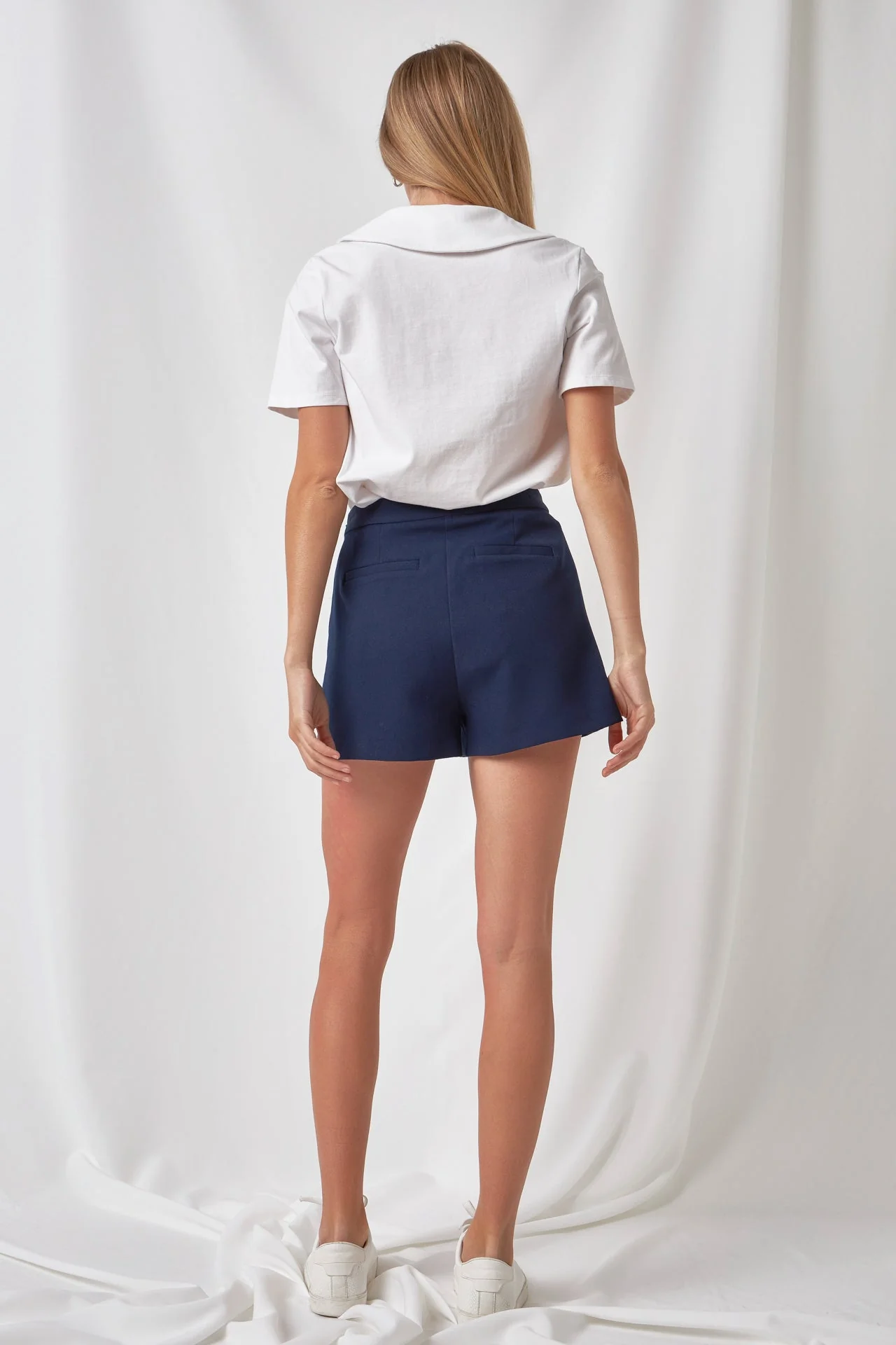 Oversized Collar T-Shirt - Image 5